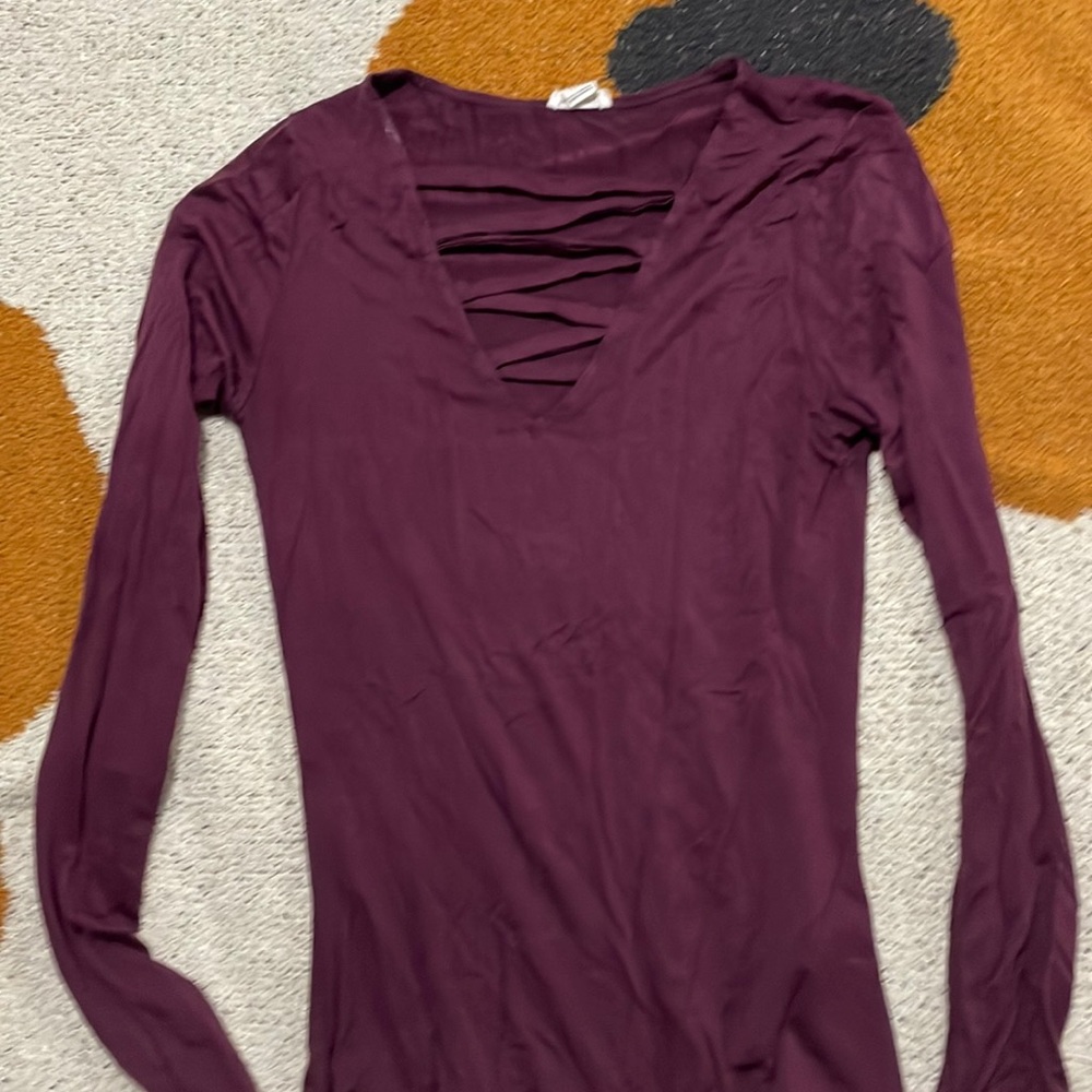 garage long sleeve size xs